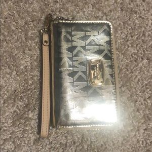 Michael Kors wristlet